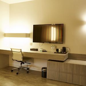 Exquisite Room